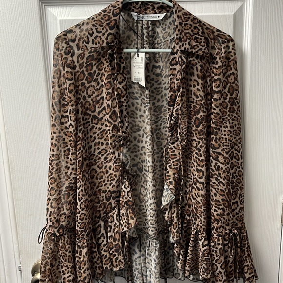 Zara Ruffled Print Blouse NWT - Picture 4 of 6